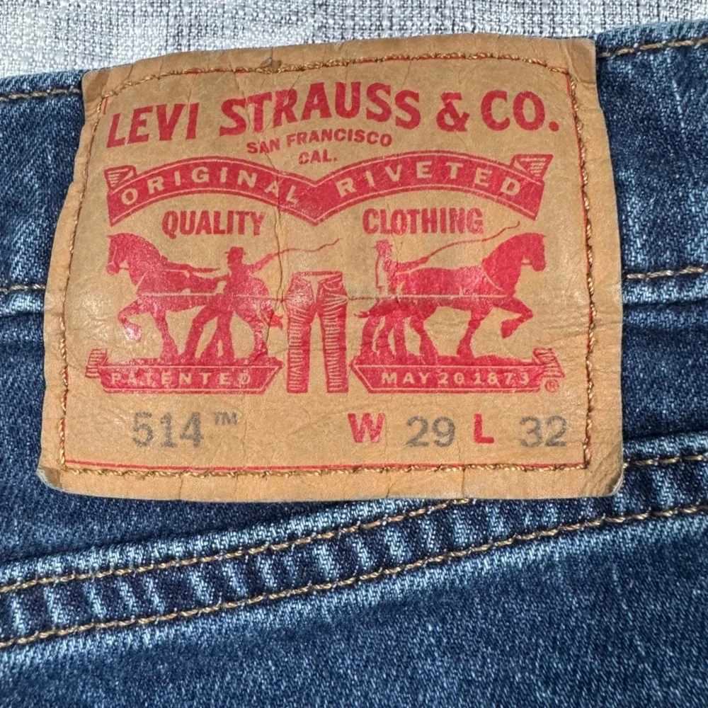Levi's 514 Straight Fit Jeans Mens 29x32 Blue Medium Wash Denim 00514-1592